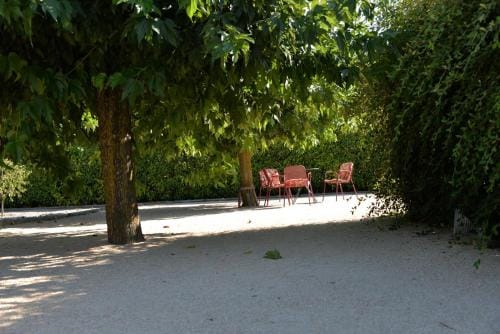Domaine Des Ecureuils Hotel in Carpentras