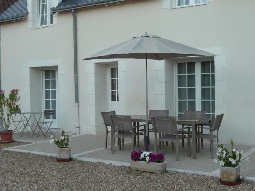 La vieille maison Hotel in Centre-Val de Loire