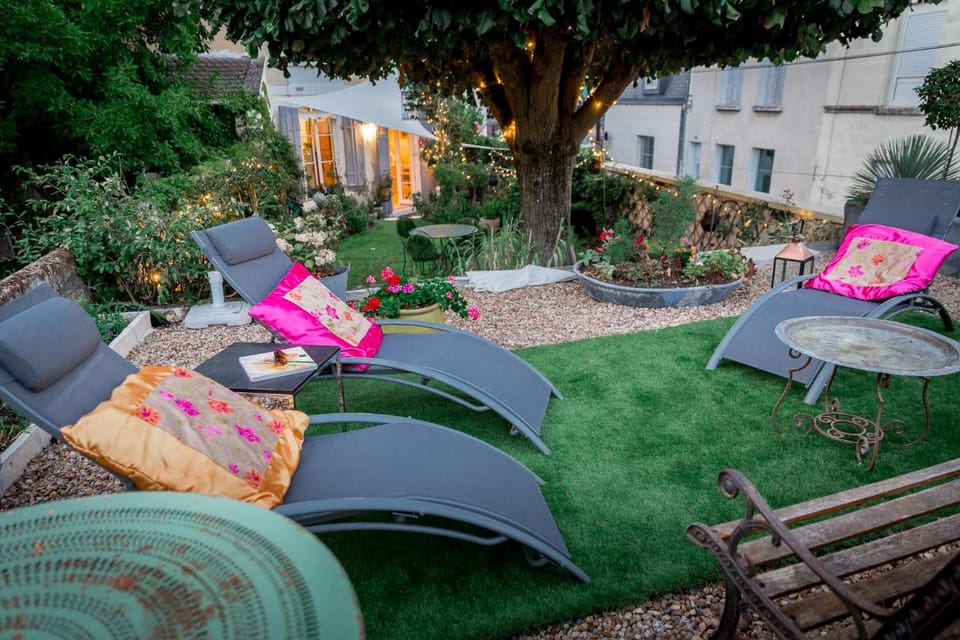 La Maison Charmante Hotel in Centre-Val de Loire