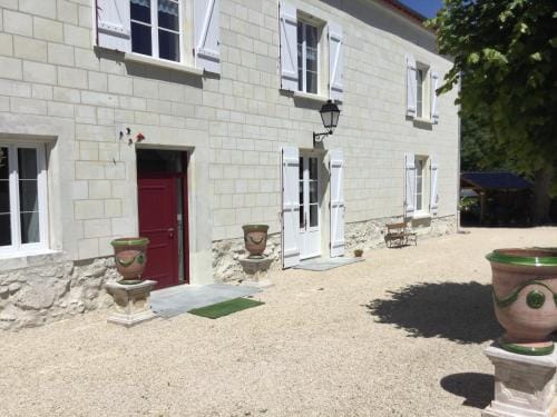 Les tilleuls de Mary Hotel in Centre-Val de Loire