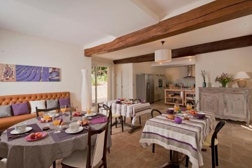 Les Couleurs du Verger Hotel in Normandy