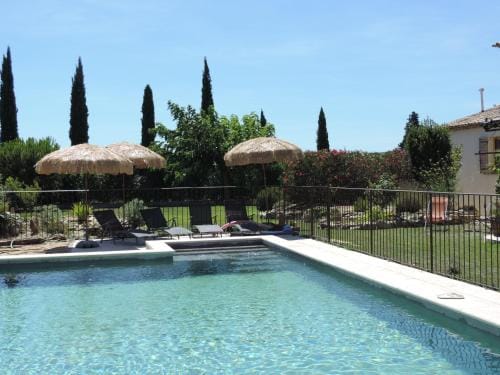 Le fare tchanque chambre d'hotes, parking gratuit sur place Hotel in Cavaillon