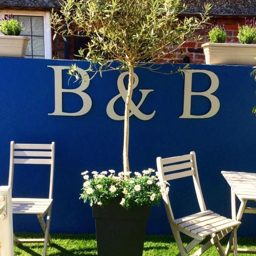 Glanmor Garden Apartment Hotel in Wales