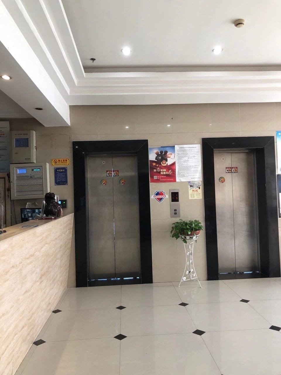 Qianyi Business Hotel (Haiyan Branch) Hotel in Zhejiang