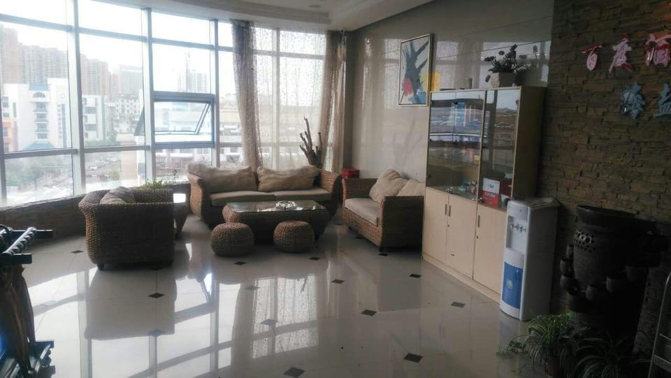 Qianyi Business Hotel (Haiyan Branch) Hotel in Zhejiang