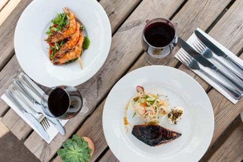 The Red Lion, Barn Accommodation Hotel in Daventry District