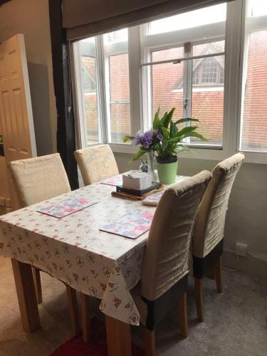 Golden Cross Guesthouse Hotel in Oxford