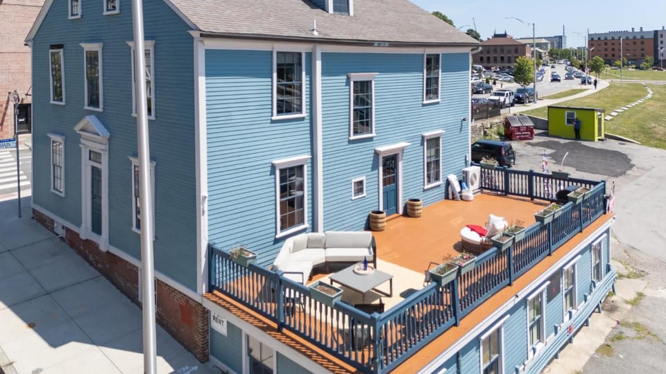 The Hill Apartment hotel in Providence