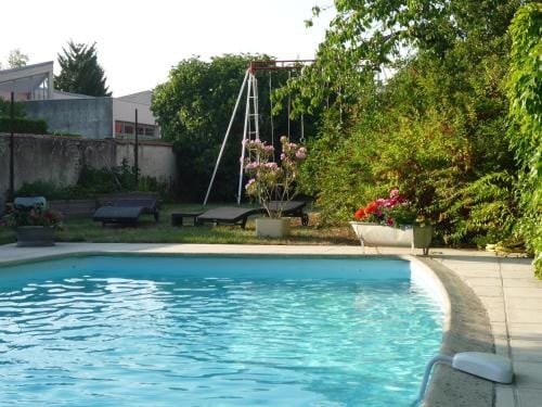 La Vigne Vierge Hotel in Centre-Val de Loire