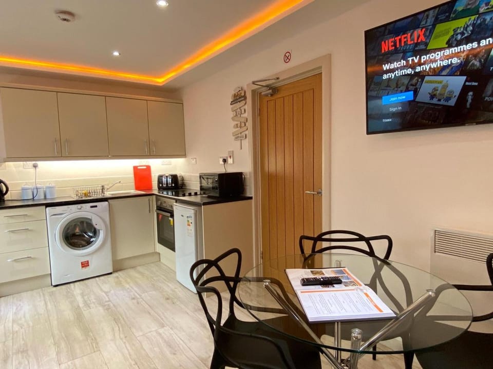 Kennedy House by Blackpool Service Apartments Hotel in Blackpool