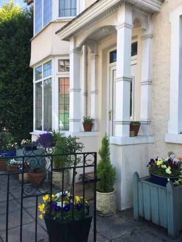 Wynberg House Bed & Breakfast Swansea Hotel in Wales