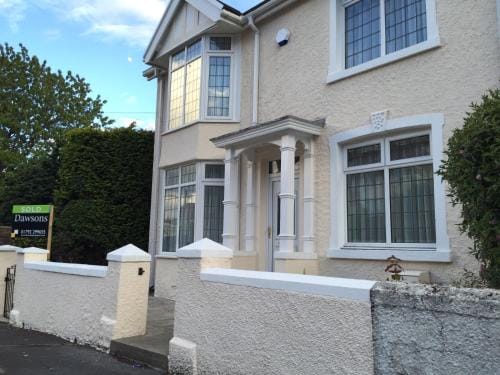 Wynberg House Bed & Breakfast Swansea Hotel in Wales