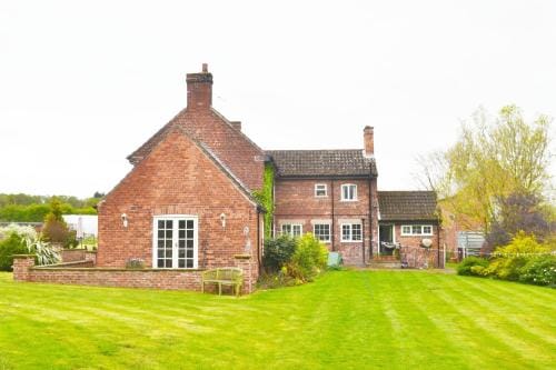 Clumber Lane End Farm Hotel in Bassetlaw District