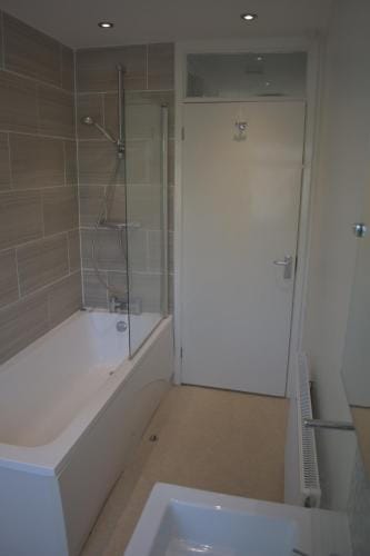 Home and a Stay Hotel in Bristol