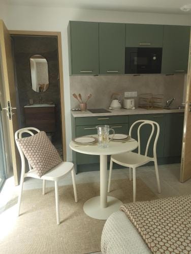 Studio dans Maison Familiale Hotel in Brittany