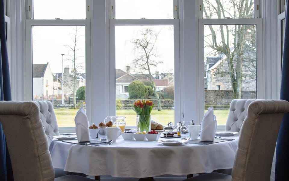 Mount Barker Hotel in Scotland