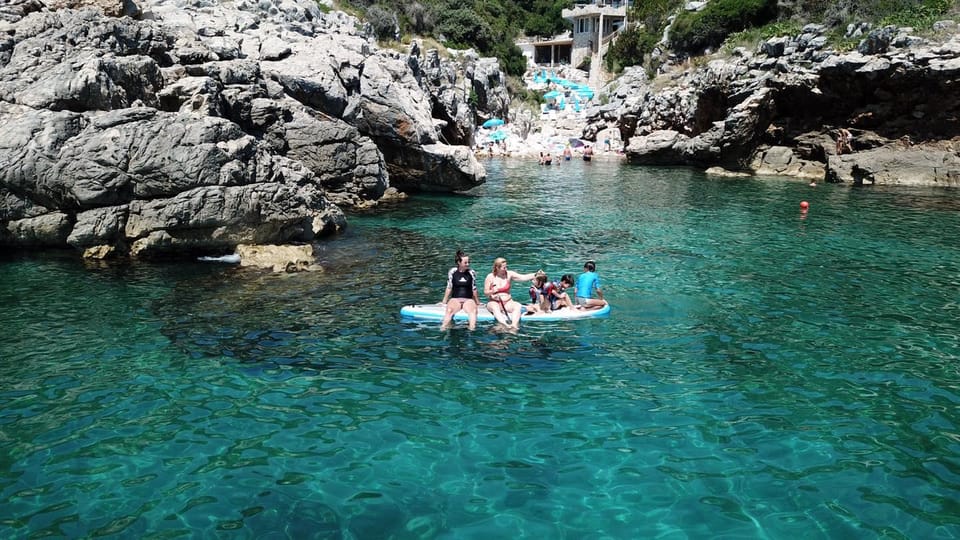 AZURA BAY HOTEL & Lounge Hotel in Ulcinj Municipality