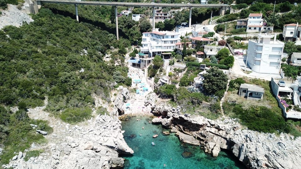 AZURA BAY HOTEL & Lounge Hotel in Ulcinj Municipality