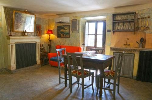 B&B Torre di San Caprasio Art Studio Hotel in Province of Massa and Carrara
