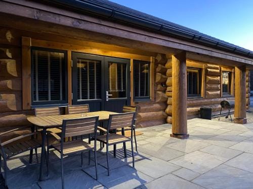 Ewes Water Log Cabins Lodge in England