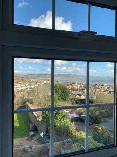 The Nags Head - Room only accommodation Inn in Lyme Regis