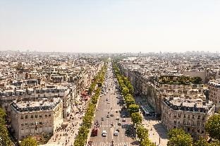 ﻿Superb Studio in Neuilly Porte Maillot Hotel in Levallois-Perret