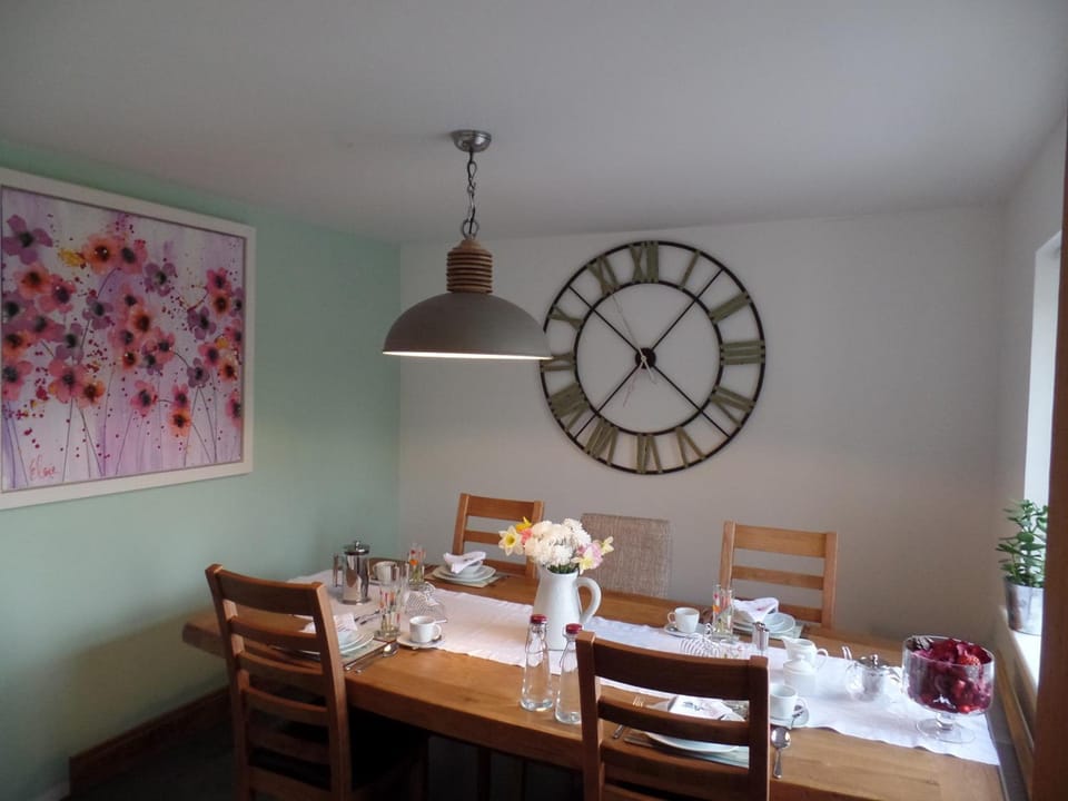 Lon y Traeth Bed & Breakfast Hotel in Wales