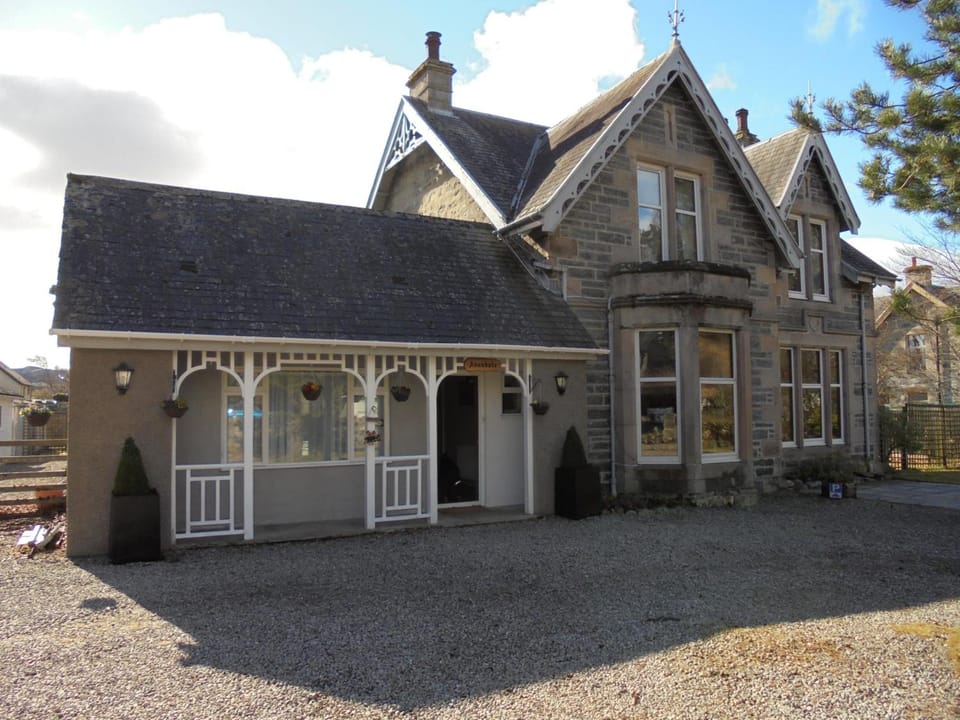 Avondale House Hotel in Kingussie
