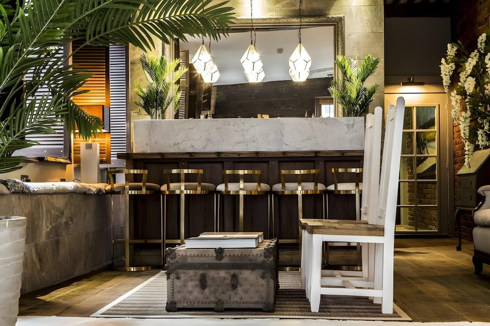 The Cow Hollow Hotel Hotel in Manchester