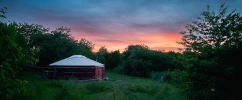 MoonYurt Lodge in Auvergne-Rhône-Alpes