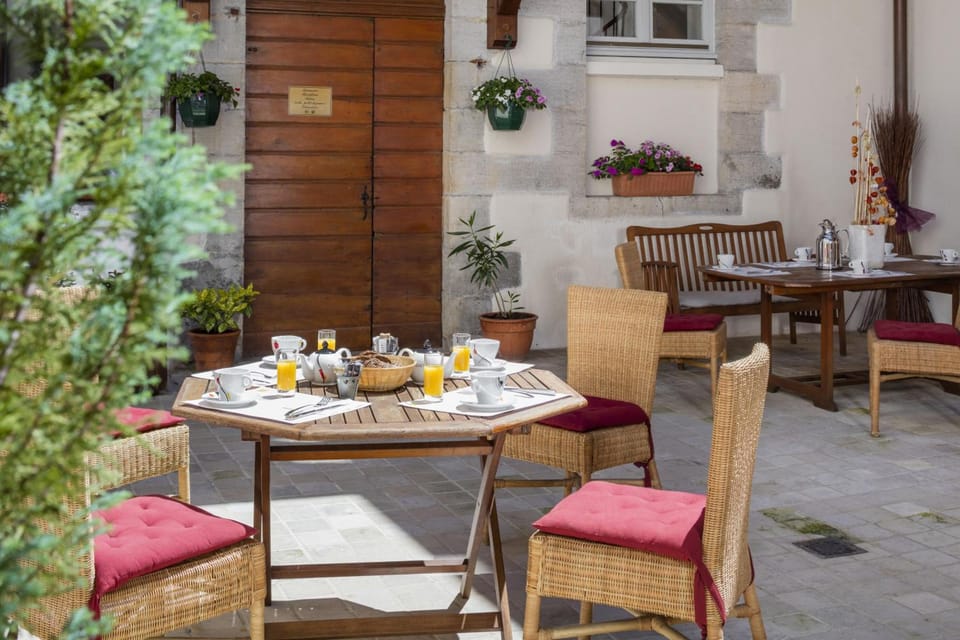 Appart Hotel Charles Sander Hotel in Jura