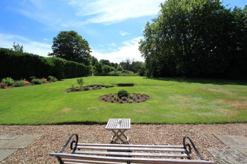 The Lawns House Hotel in Holt