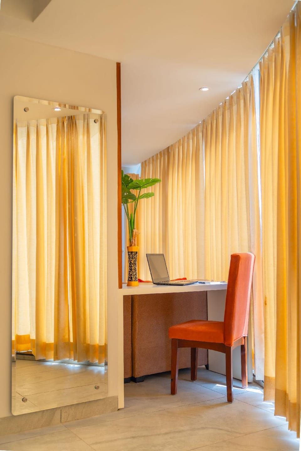 Montclair Ananta Elite Solan Hotel in Himachal Pradesh