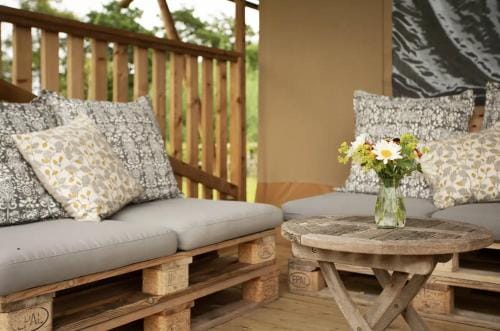 Tall Trees Glamping Lodge in Mendip District