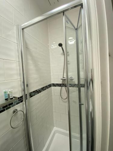 Abbey Guest House Hotel in Aylesbury Vale