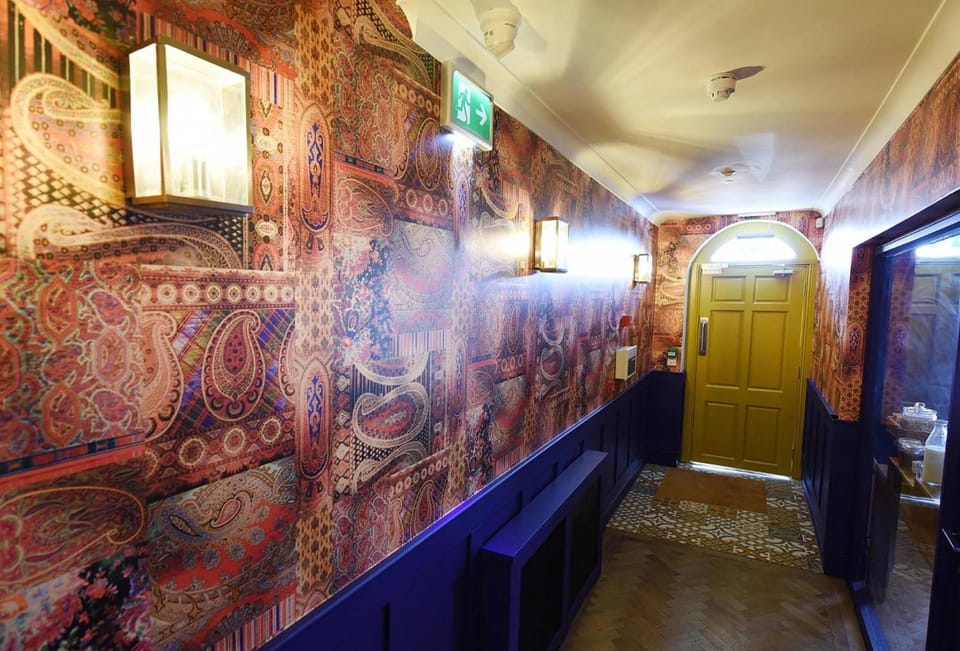 Walter's Place Hotel in Carrickfergus