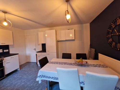 A spare room in a quite cul de sac Hotel in Rugby