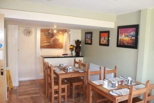 Riverside Guest House Hotel in South Kesteven District