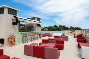 HOTEL LE CHATEAU ROSE Hotel in Grimaud