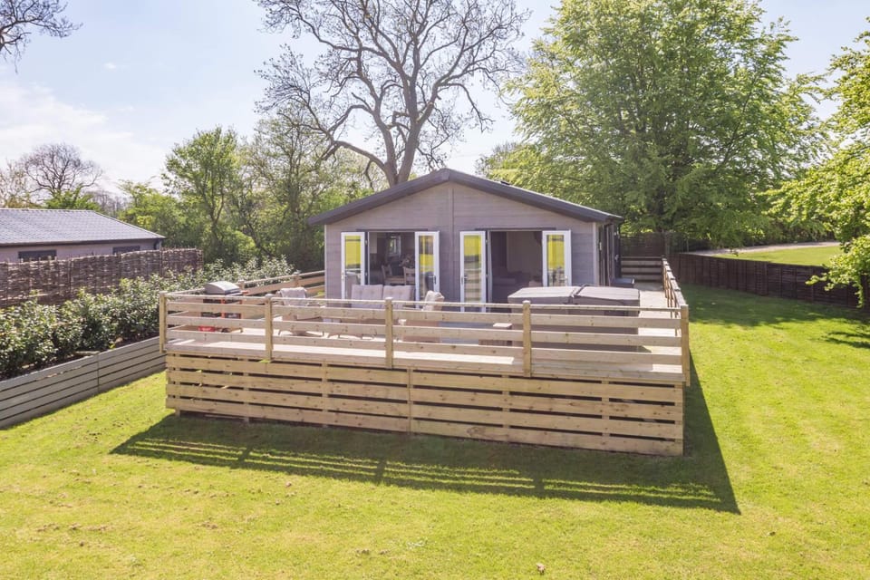 Wolds Away Lodge in England