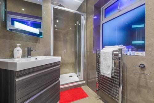 TA House Hotel in Edgware