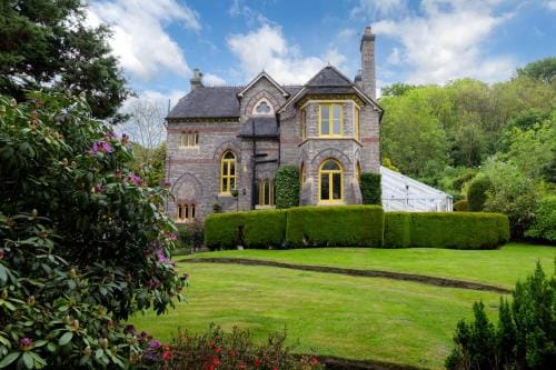 Coalbrookdale Villa Hotel in Telford