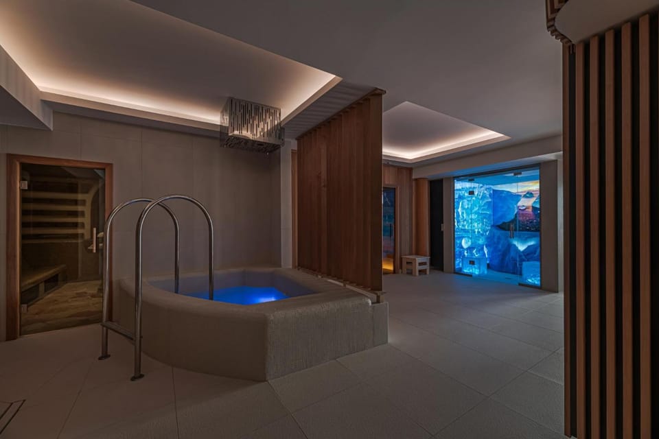 NaturMed Hotel Carbona Hotel in Hévíz
