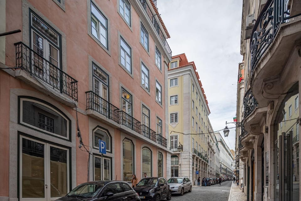 Ando Living São Nicolau House Hotel in Lisbon