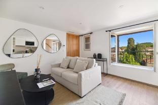 Modern flat -1BDR/4P- Saint-Tropez Hotel in Saint-Tropez