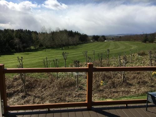 Millie,s View 18 hole free Golf Resort in England