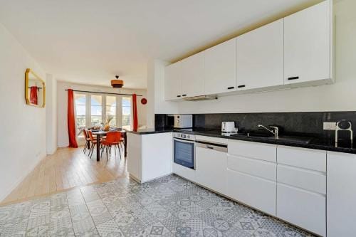 Superb 3BR with Terraces – Puteaux La Défense Hotel in Puteaux
