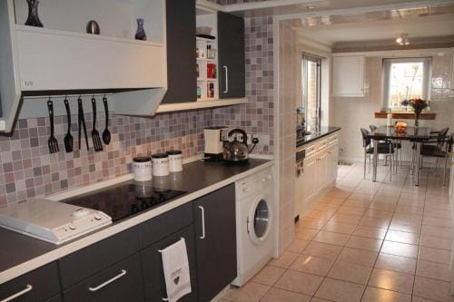 Abbots Way Hotel in Ayr