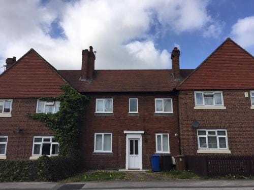 Browning House Bedrooms I Long or Short Stay I Special Rate Available Hotel in Derby
