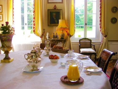 Chateau de Cleuville Hotel in Normandy